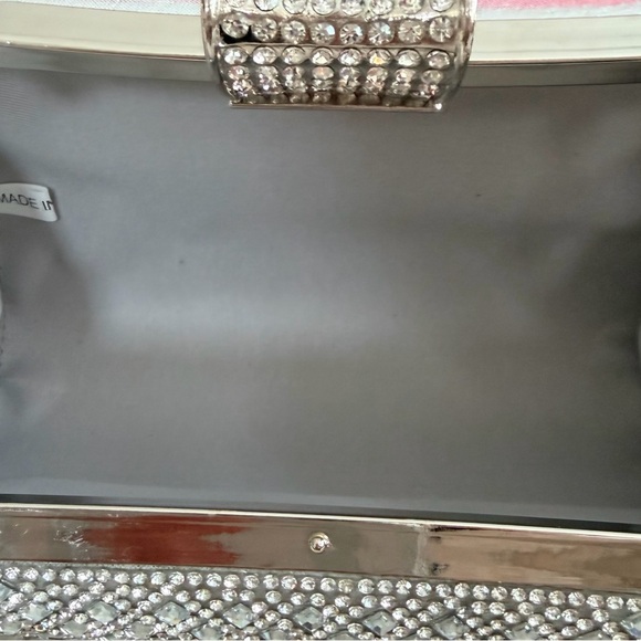 D'margeaux Dazzling Silver Evening Clutch Bag - Picture 16 of 16